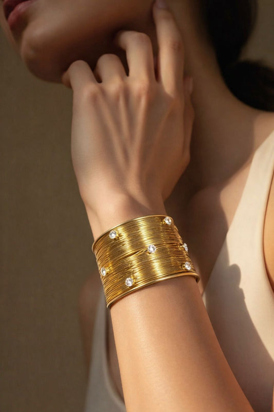 Luxe Gold Wire Bracelet